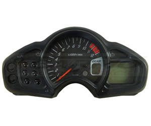 Suzuki_SFV650_Gladius_dashboard